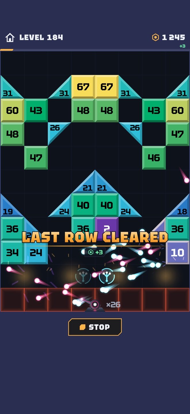 Level 184: bricks close to the shooter, the bottom row glowing red, and the words LAST ROW CLEARED as bullets fly.